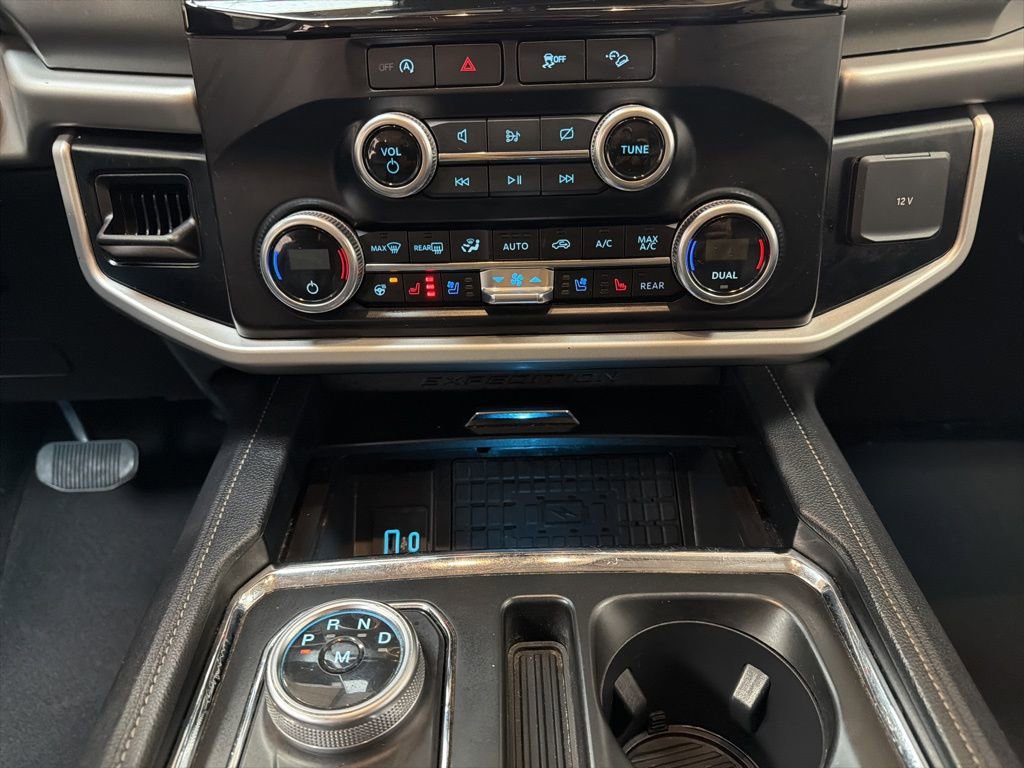 Used 2024 Ford Expedition Max XLT image 22