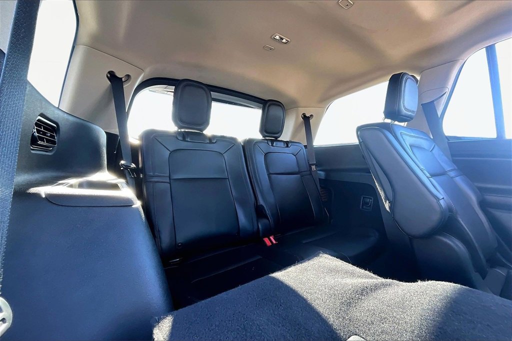 Used 2023 Lincoln Aviator Reserve image 26