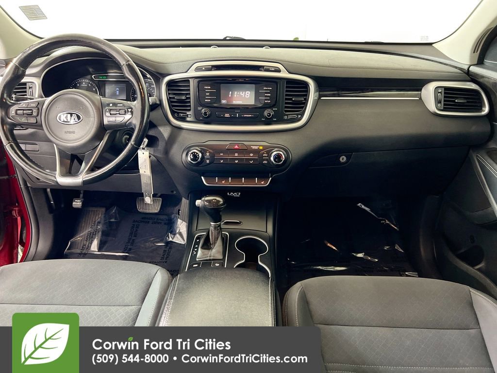 Used 2016 Kia Sorento LX w/ LX Convenience Package image 7