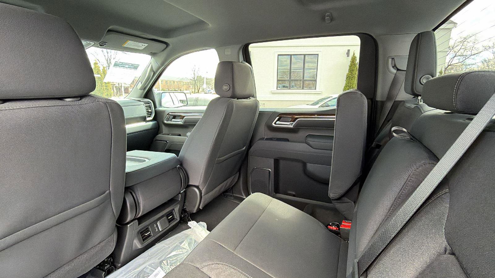 New 2026 GMC Sierra 1500 Elevation image 31