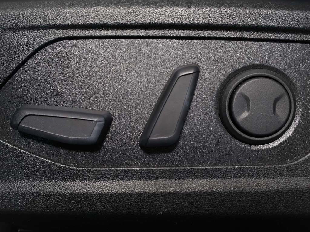 Certified 2024 Hyundai Tucson Limited AWD/4WD image 35