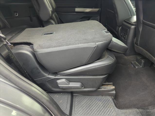 Used 2023 Ford Explorer XLT w/ Equipment Group 202A image 21