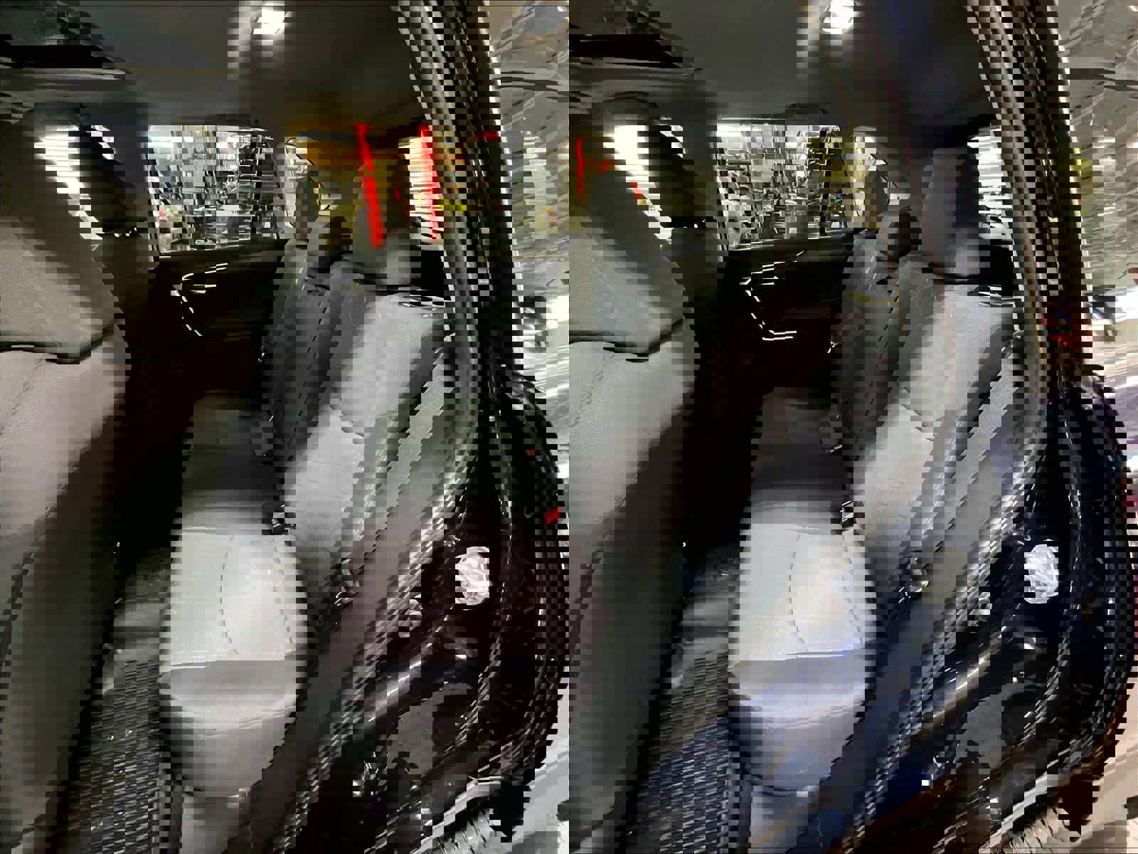 Used 2023 Toyota RAV4 XLE w/ Convenience Package image 15