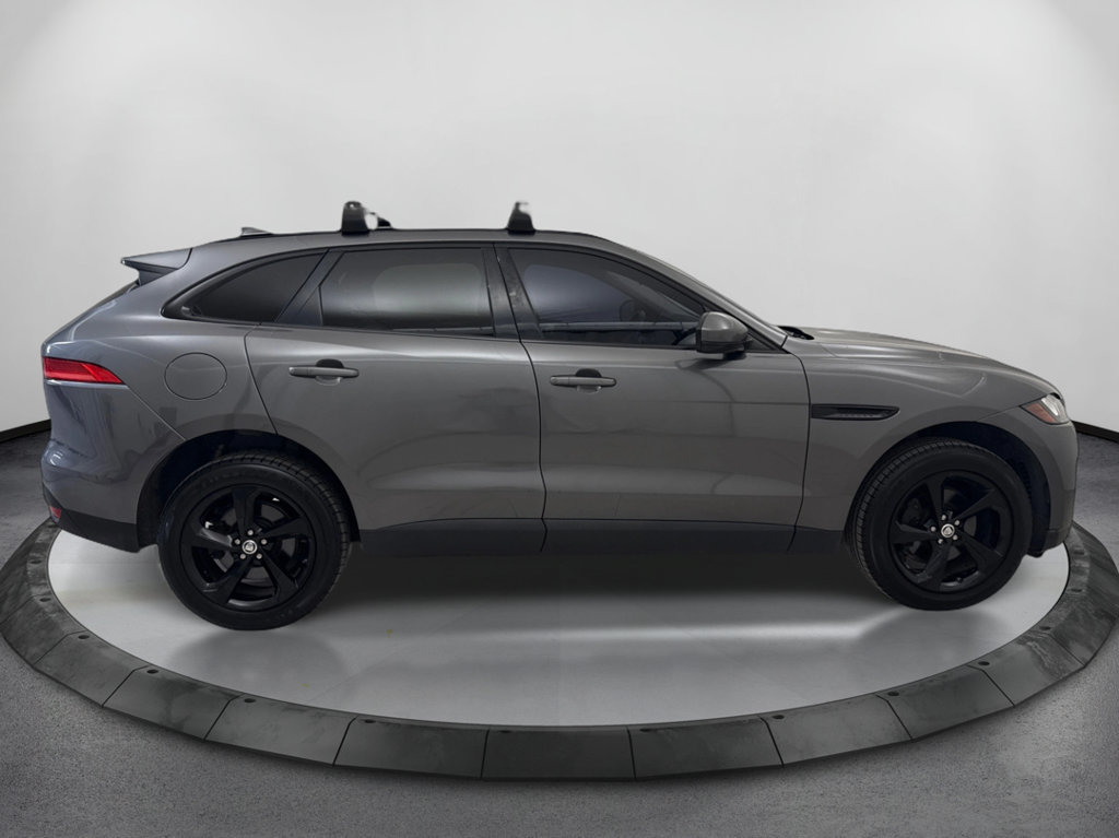 Used 2018 Jaguar F-PACE Premium AWD/4WD image 4
