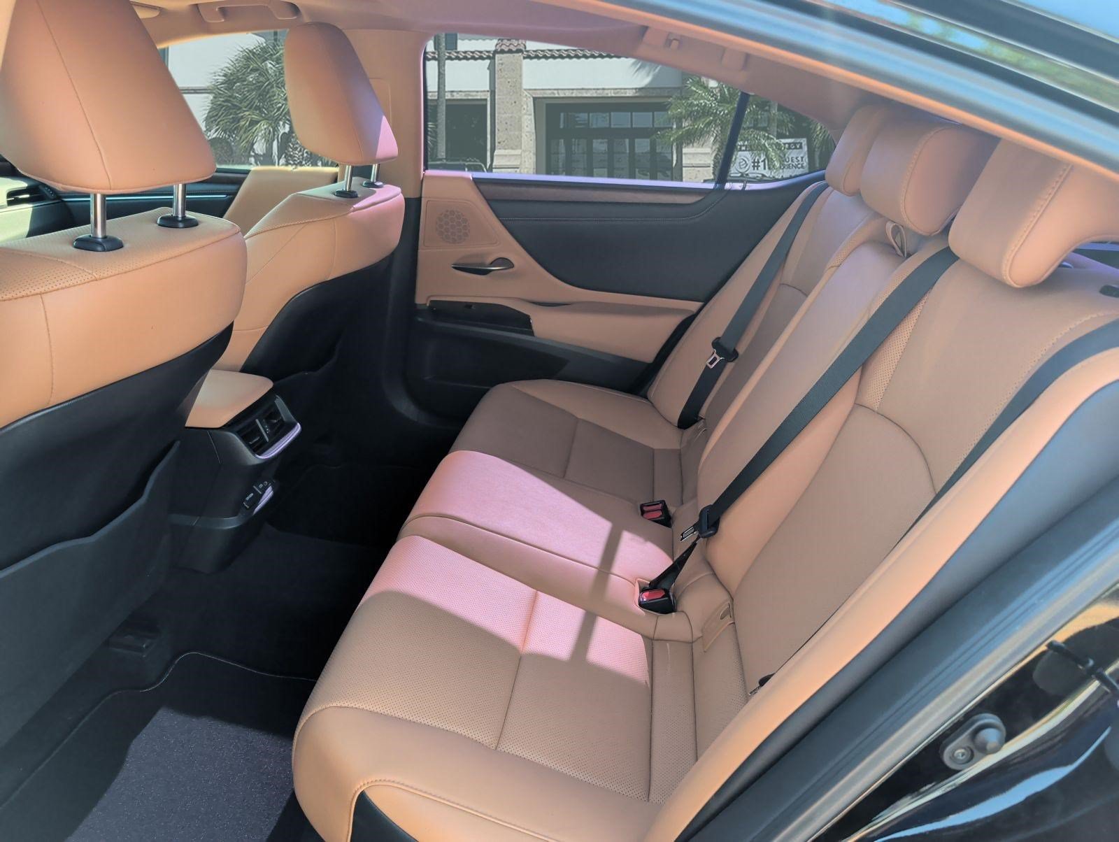 Certified 2025 Lexus ES 350 w/ Premium Package FWD image 28