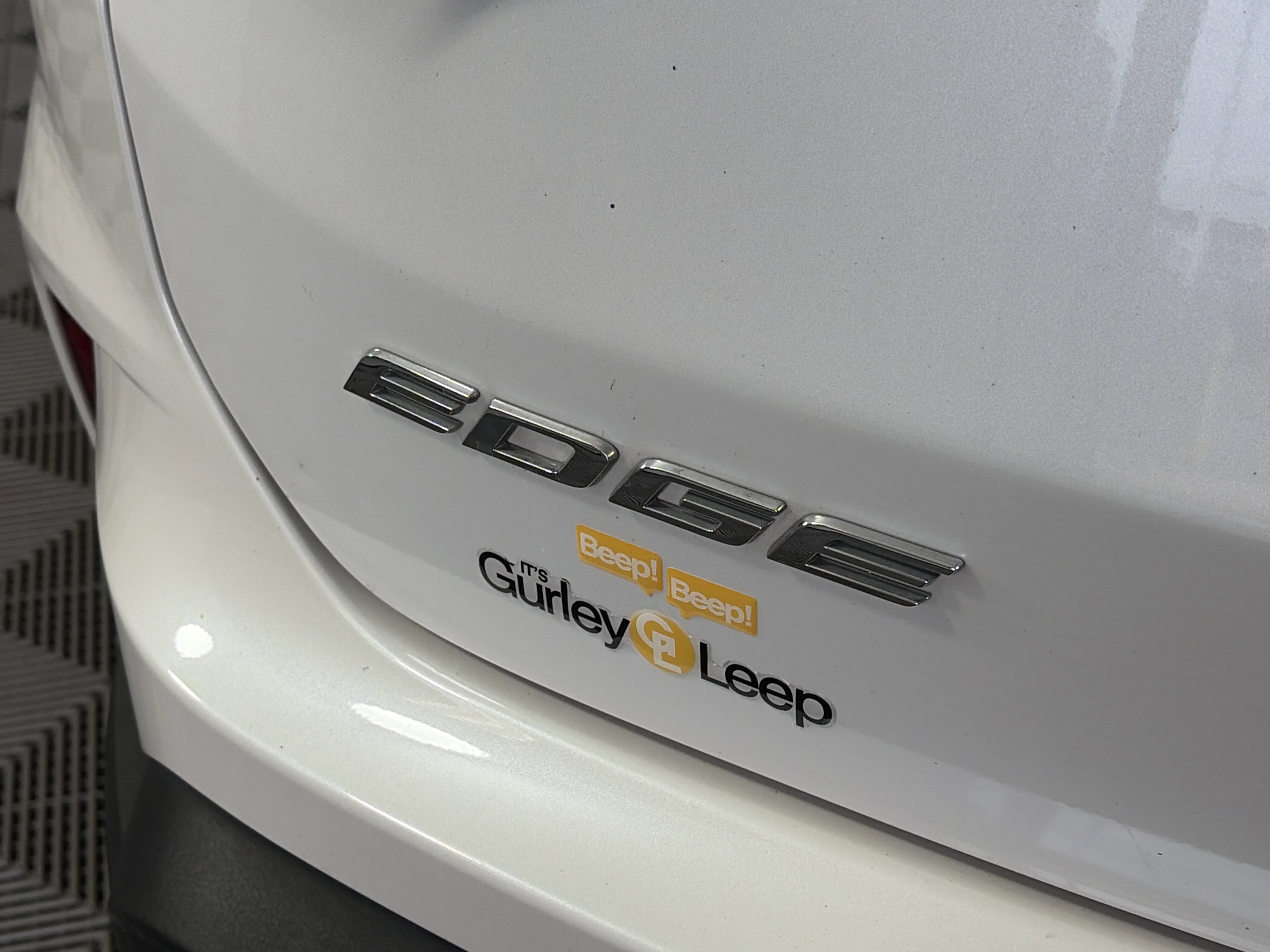 Used 2019 Ford Edge Titanium w/ Cold Weather Package image 16