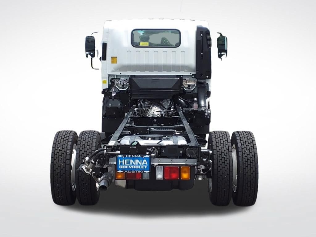 New 2025 Chevrolet Low Cab Forward RWD image 5