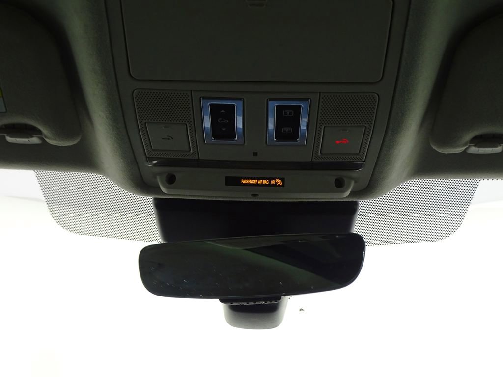 Used 2019 Jaguar F-PACE R-Sport image 31