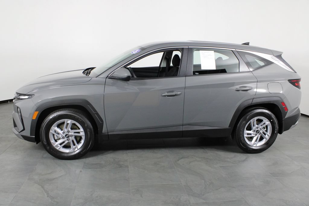 Used 2026 Hyundai Tucson SE FWD image 12
