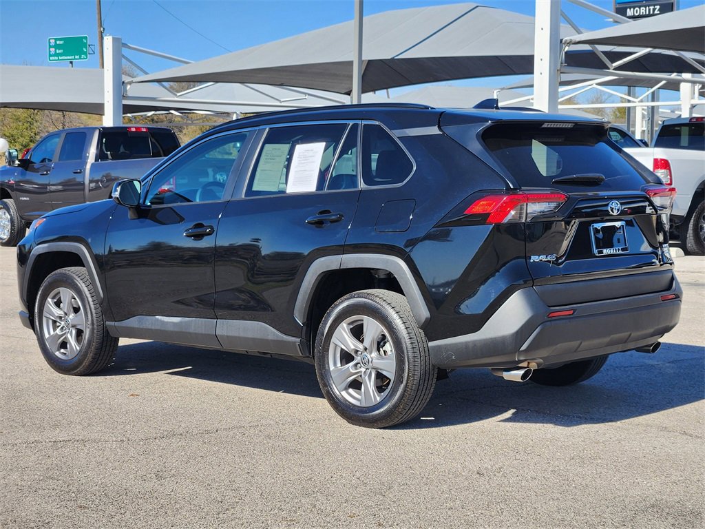 Used 2024 Toyota RAV4 XLE image 5