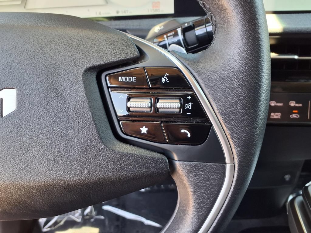 Certified 2024 Kia EV6 Light RWD image 21