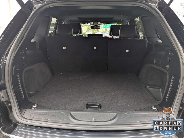Used 2020 Jeep Grand Cherokee Limited AWD/4WD image 18