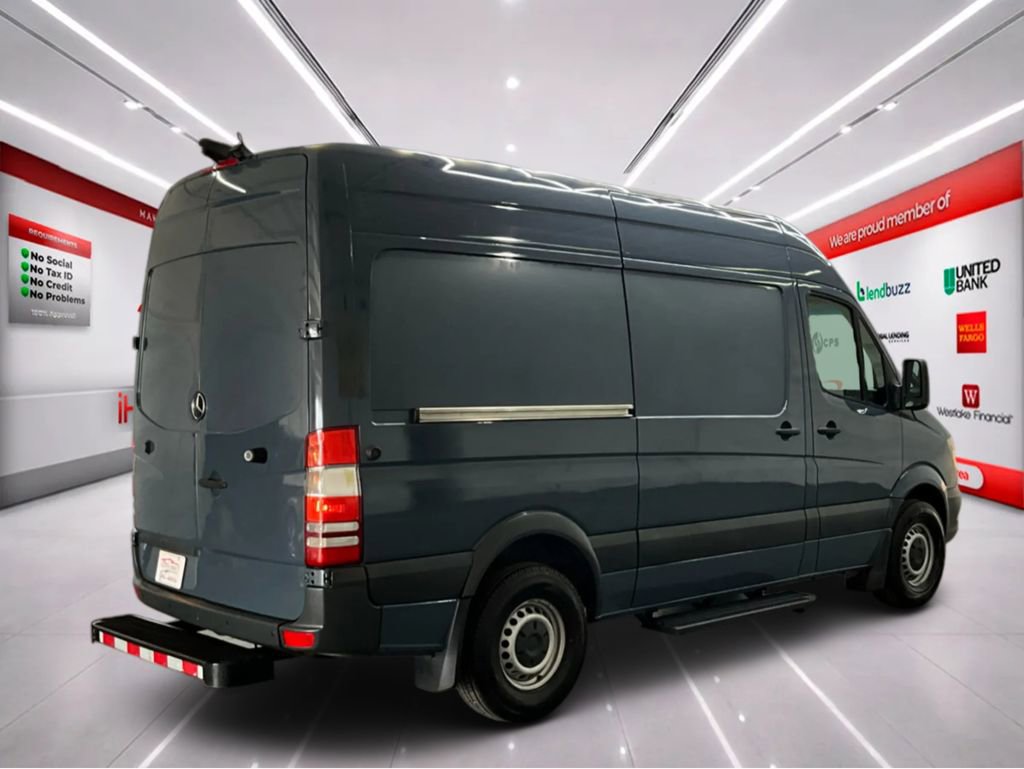Used 2018 Mercedes-Benz Sprinter 2500 image 7