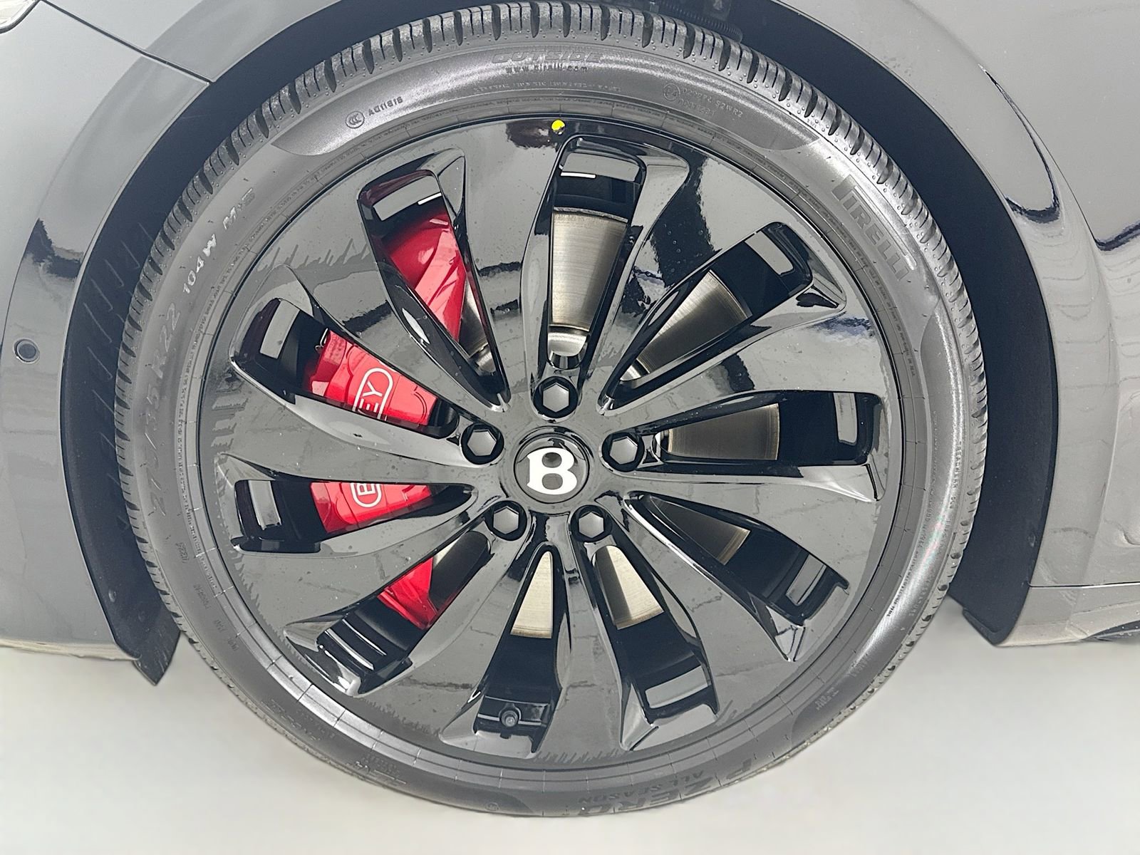 Used 2025 Bentley Continental GT image 10