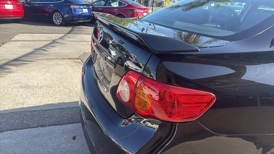 Used 2010 Toyota Corolla S FWD image 7