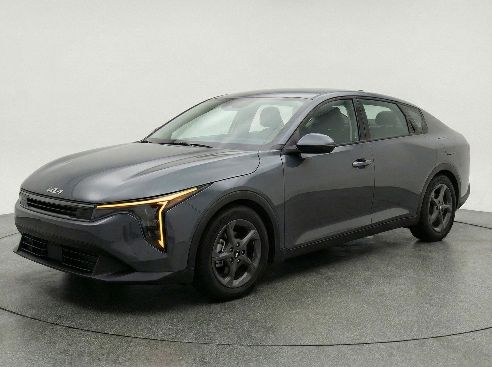 Used 2025 Kia K4 FWD image 3