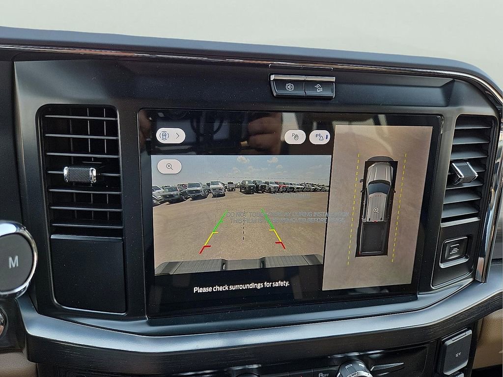 New 2025 Ford F350 Lariat image 13