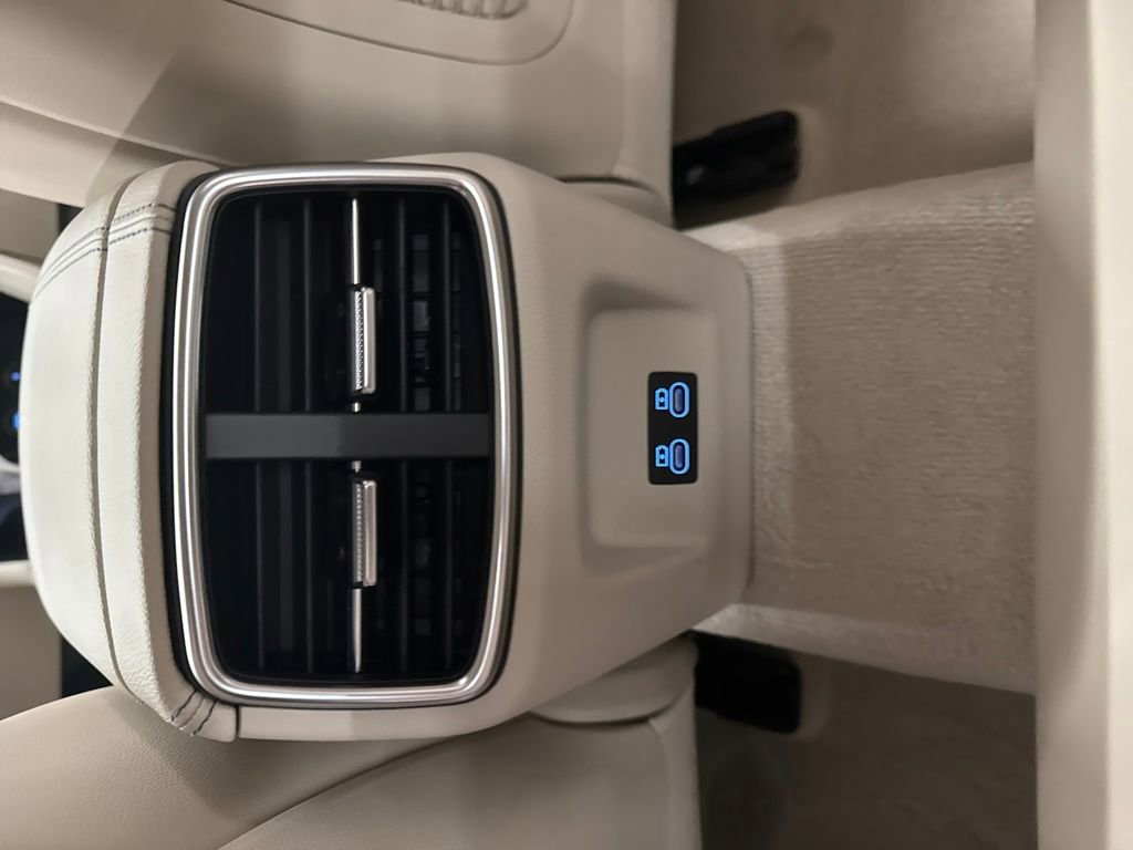 New 2026 Genesis G70 2.5T Prestige image 14