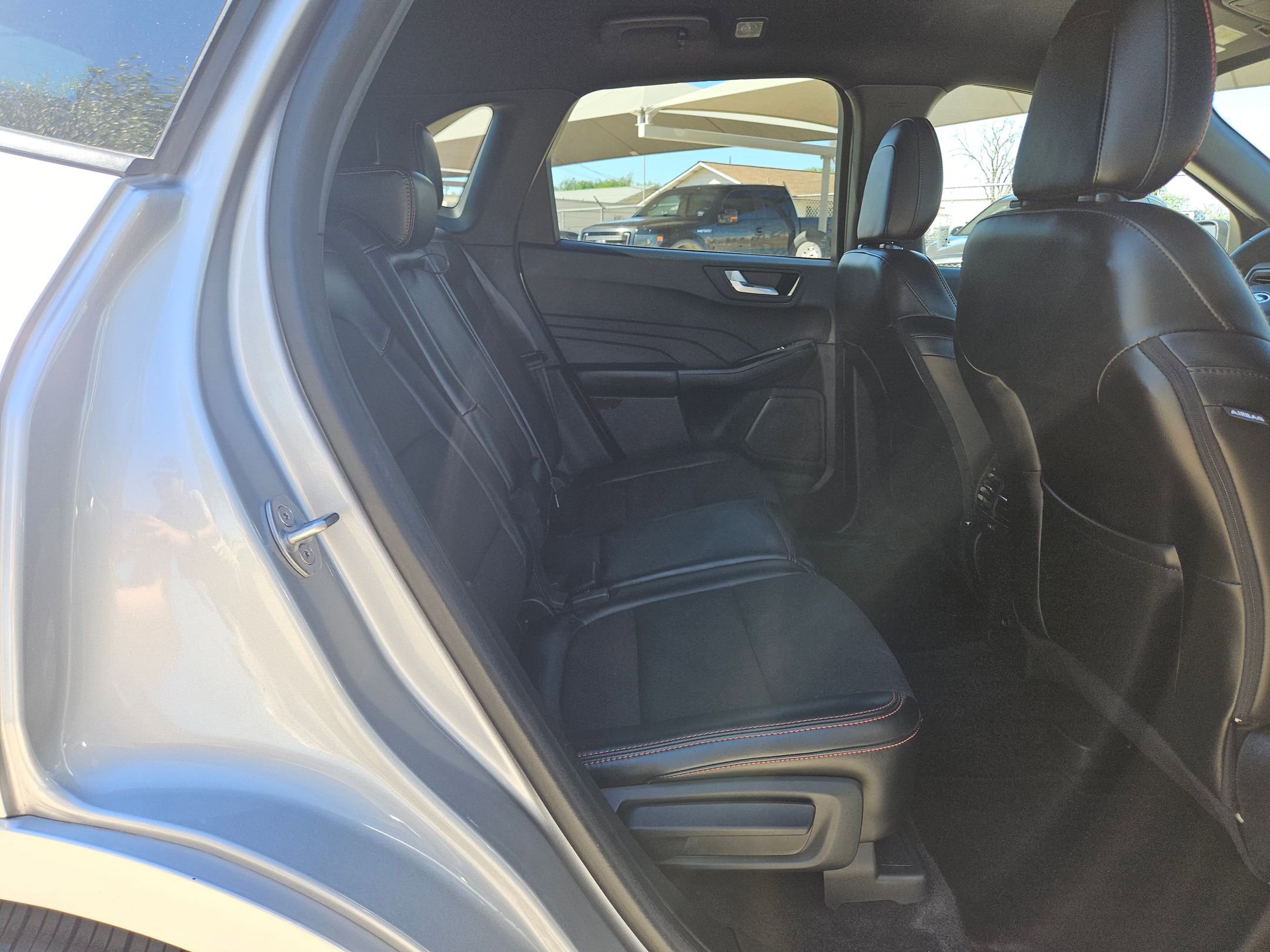 Used 2024 Ford Escape ST-Line image 25