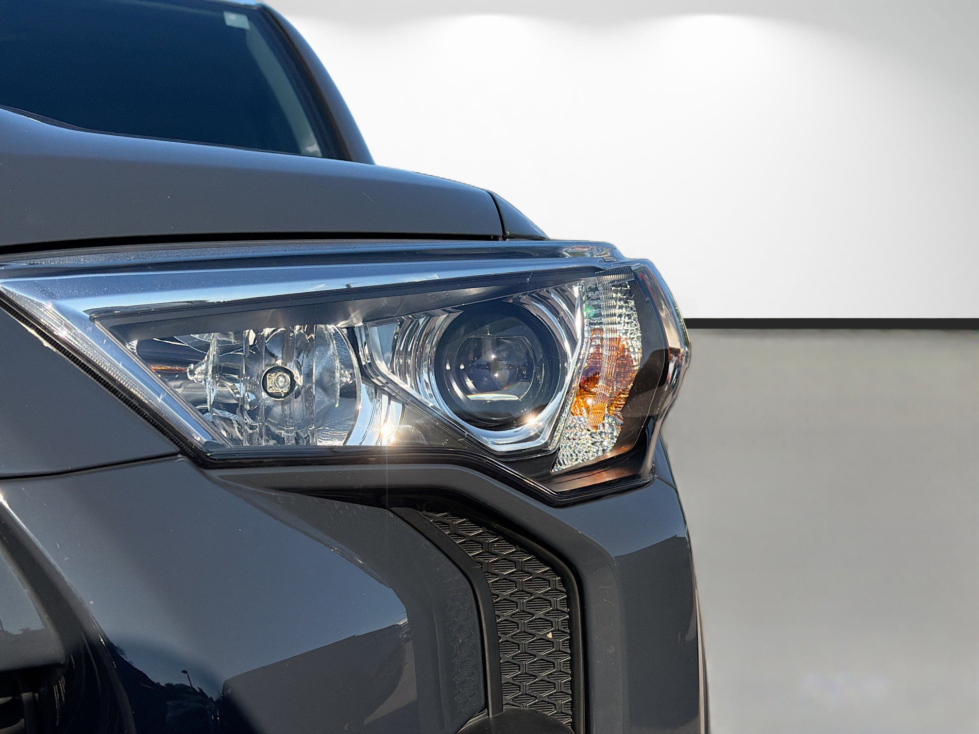 Used 2024 Toyota 4Runner TRD Off-Road Premium w/ Moonroof Package AWD/4WD image 9
