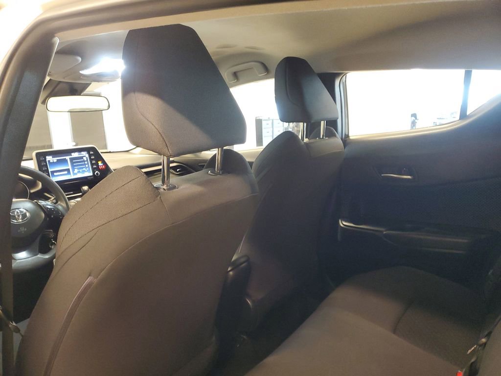 Used 2021 Toyota C-HR LE image 11