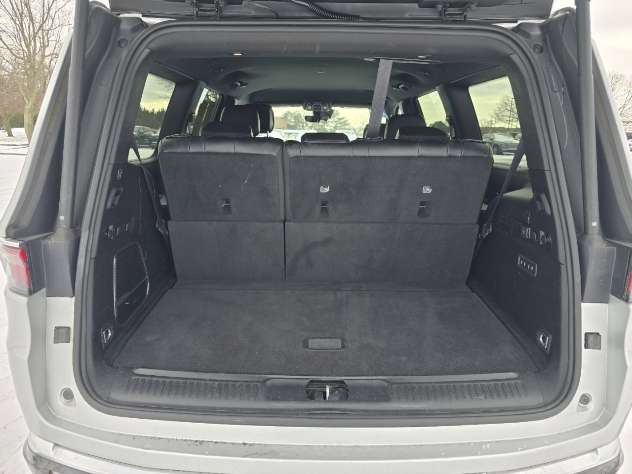 Used 2022 Jeep Wagoneer Series III w/ Flexible Seating Group image 20