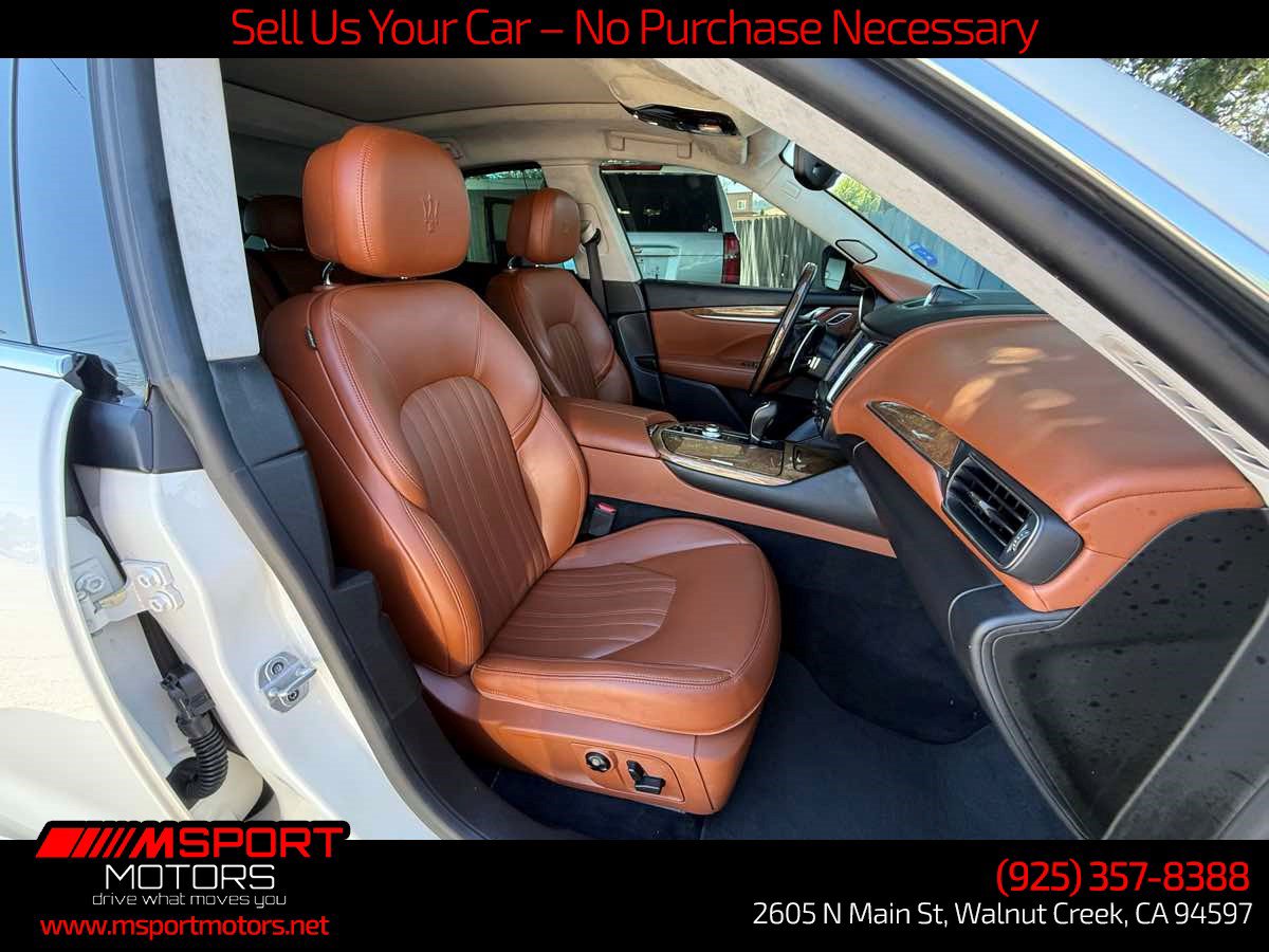 Used 2018 Maserati Levante S GranLusso AWD/4WD image 18