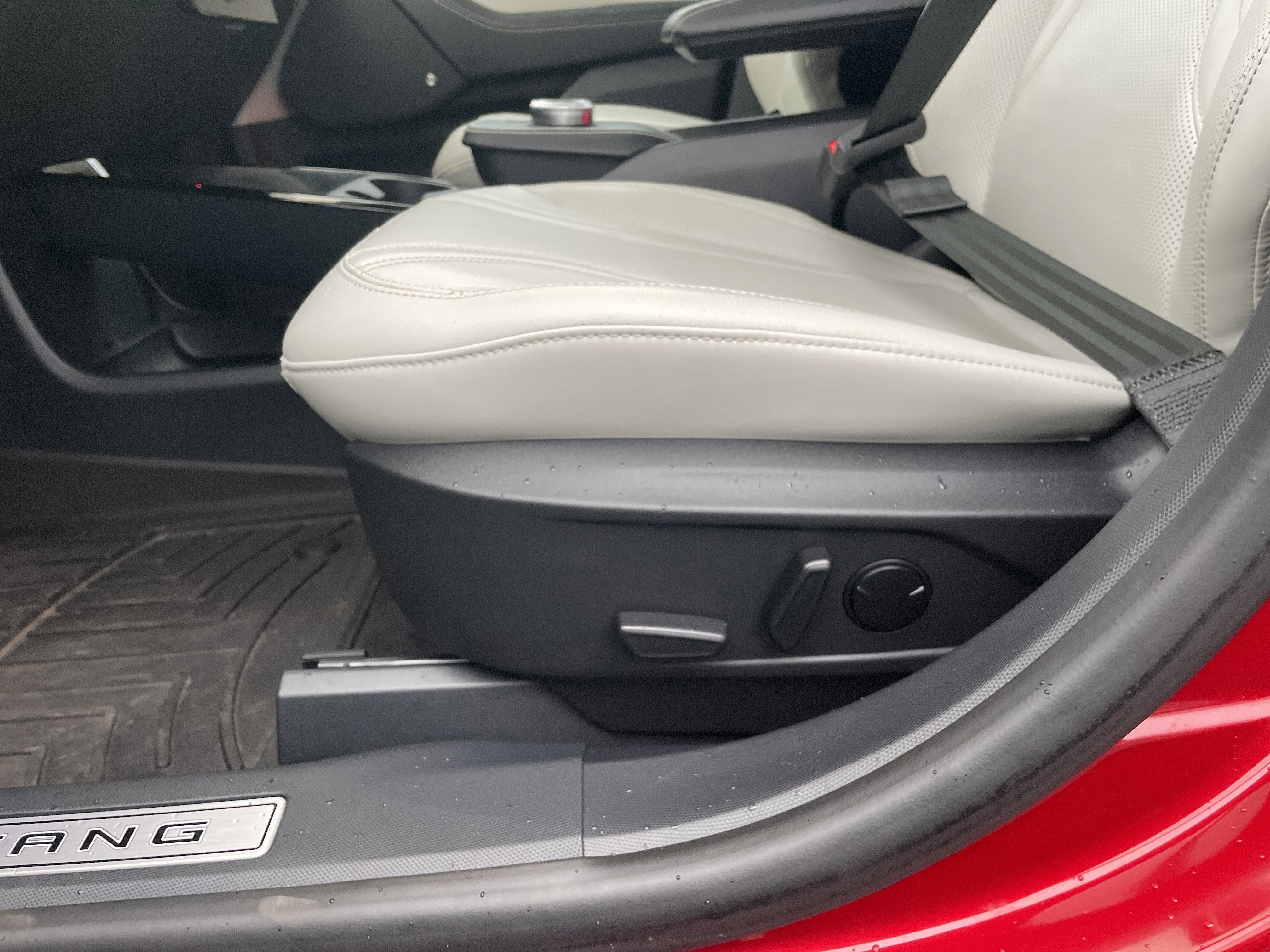 Used 2023 Ford Mustang Mach-E Premium image 39