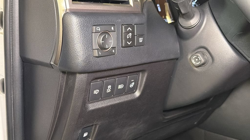 Used 2022 Lexus GX 460 Premium w/ Premium Package AWD/4WD image 23