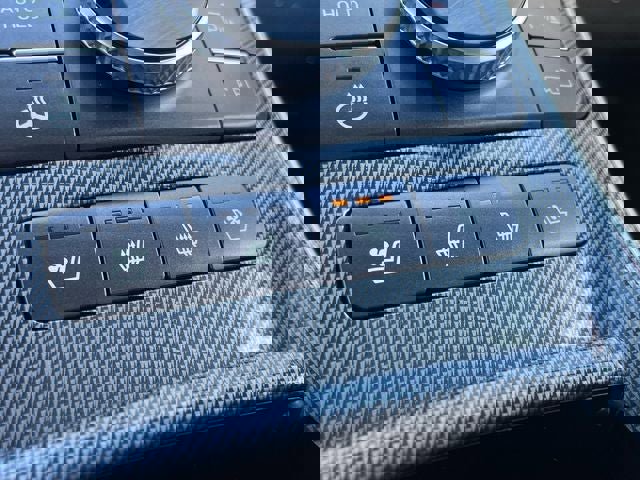 Used 2023 Hyundai Santa Fe Limited image 16