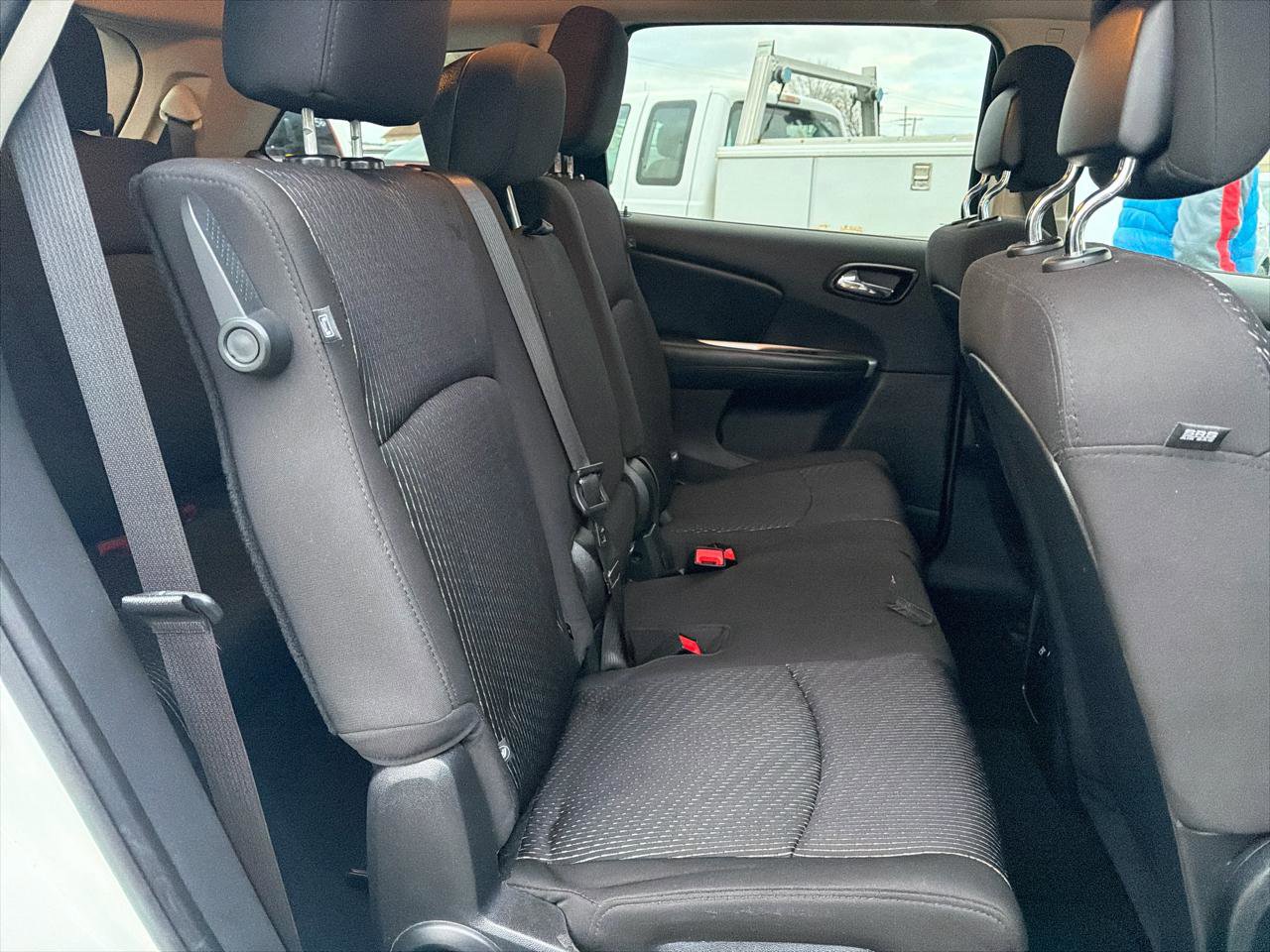 Used 2015 Dodge Journey SXT w/ Flexible Seating Group image 19