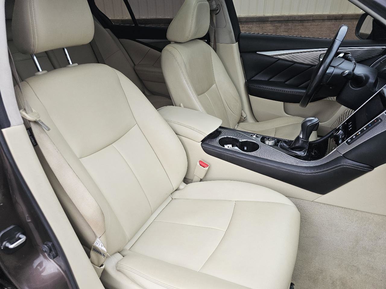 Used 2015 INFINITI Q50 Premium w/ Navigation Package image 22