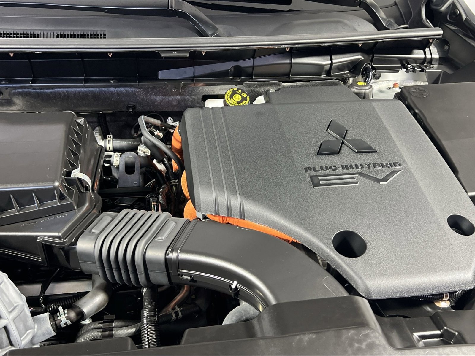 Used 2024 Mitsubishi Outlander SEL image 30