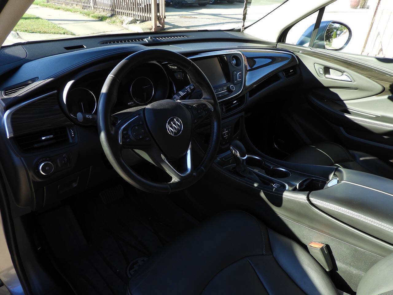 Used 2019 Buick Envision Premium AWD/4WD image 19