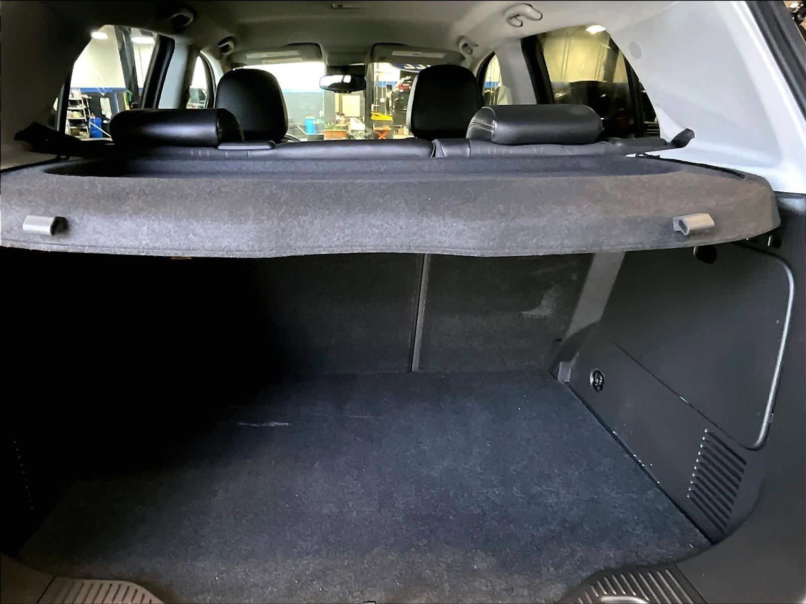 Used 2022 Chevrolet Trax LT w/ LT Convenience Package image 17
