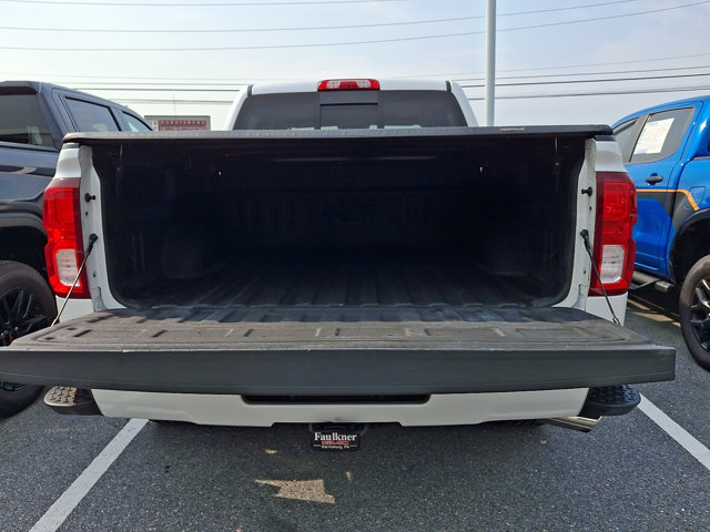 Certified 2017 Chevrolet Silverado 1500 High Country AWD/4WD image 35