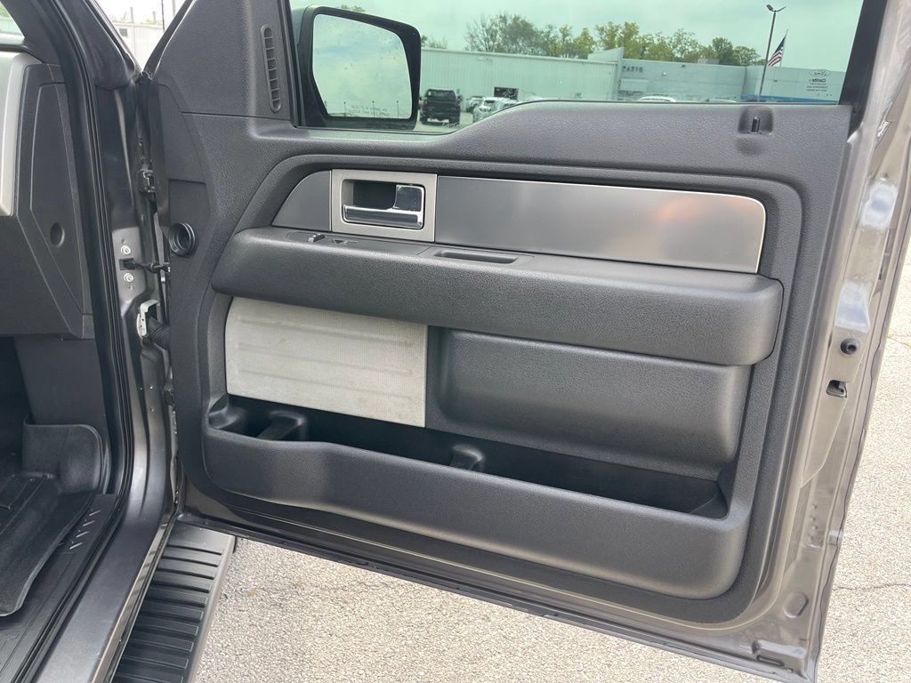 Used 2013 Ford F150 FX4 w/ Mid Equipment Group AWD/4WD image 17