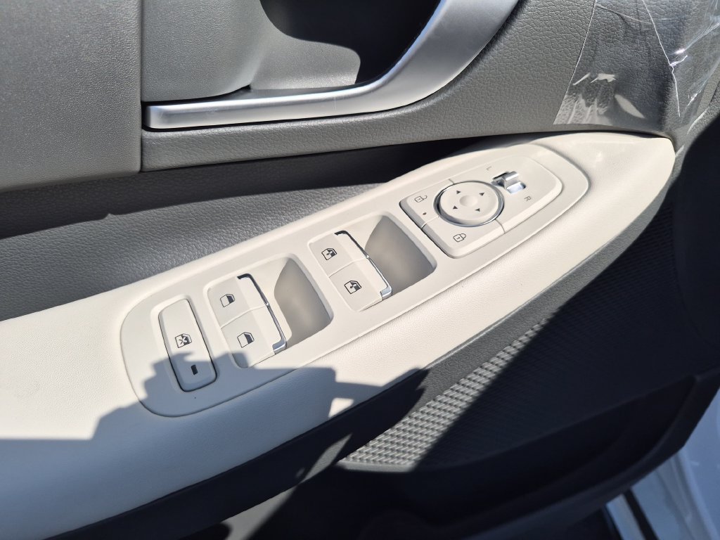 New 2026 Hyundai Sonata SEL FWD image 13