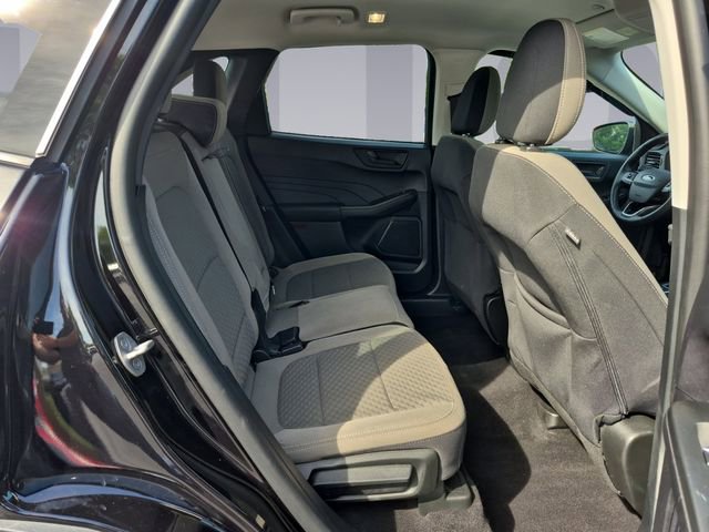 Used 2022 Ford Escape SE w/ SE Sport Appearance Package AWD/4WD image 18