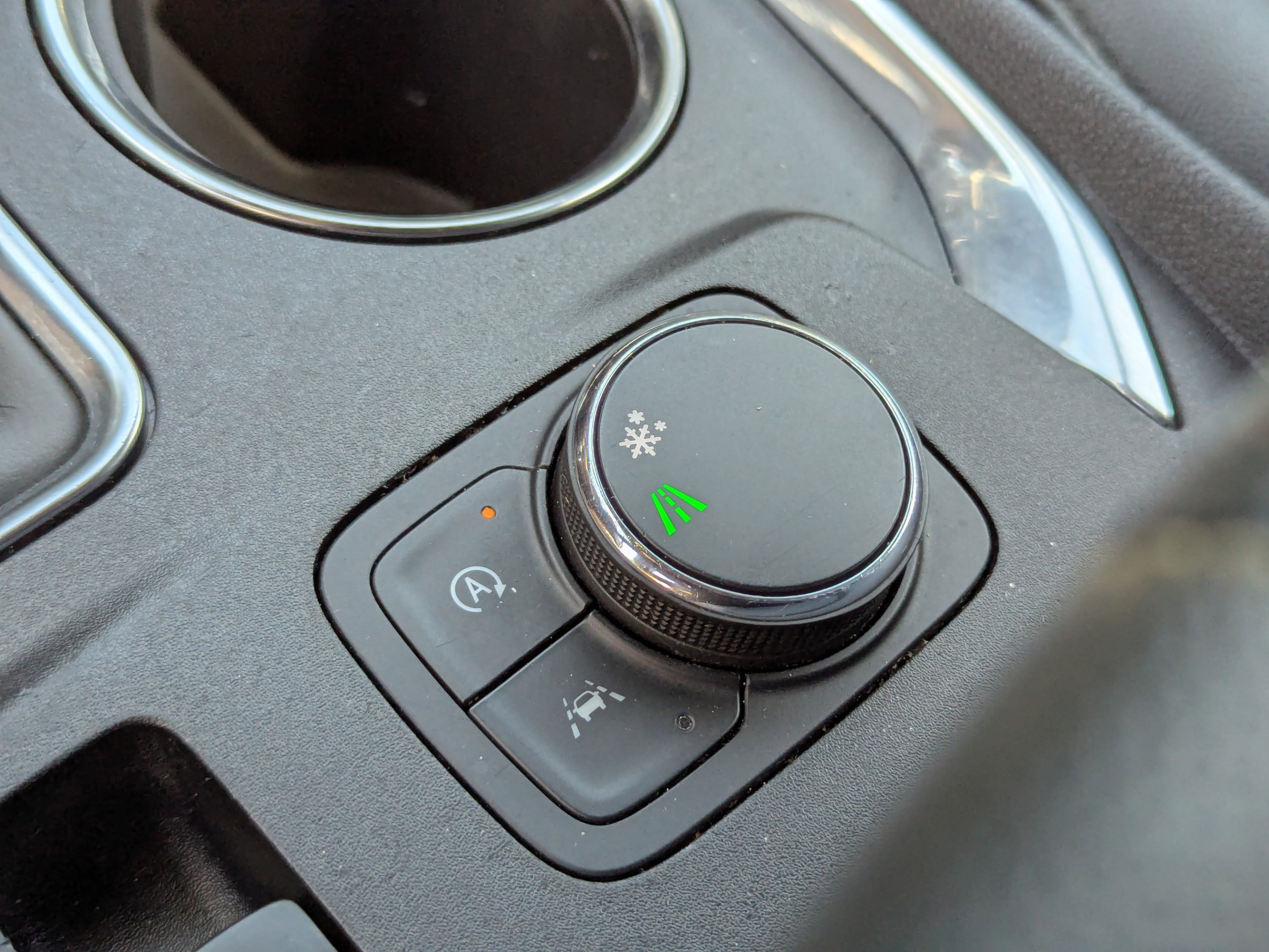 Used 2023 Chevrolet Traverse LT FWD image 31