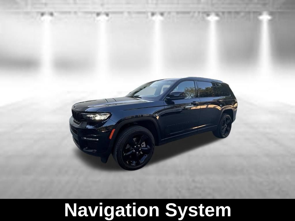 Used 2024 Jeep Grand Cherokee L Limited w/ Black Appearance Package RWD image 3