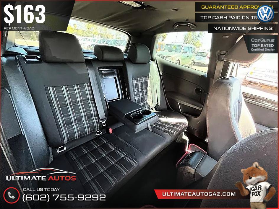 Used 2011 Volkswagen Golf 2-Door FWD image 36