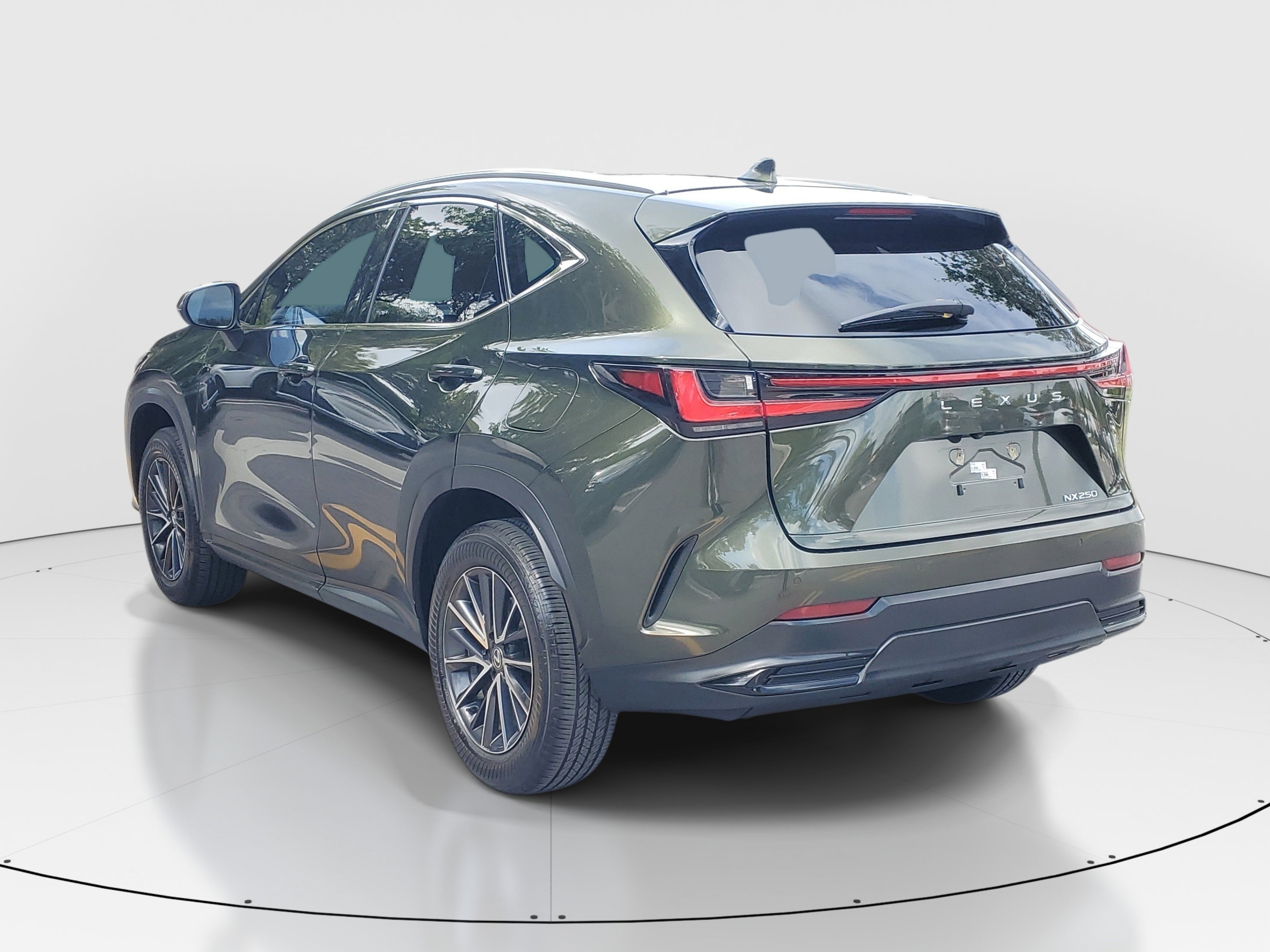 Used 2024 Lexus NX 250 FWD w/ Towing Package (2000 Lbs) image 5