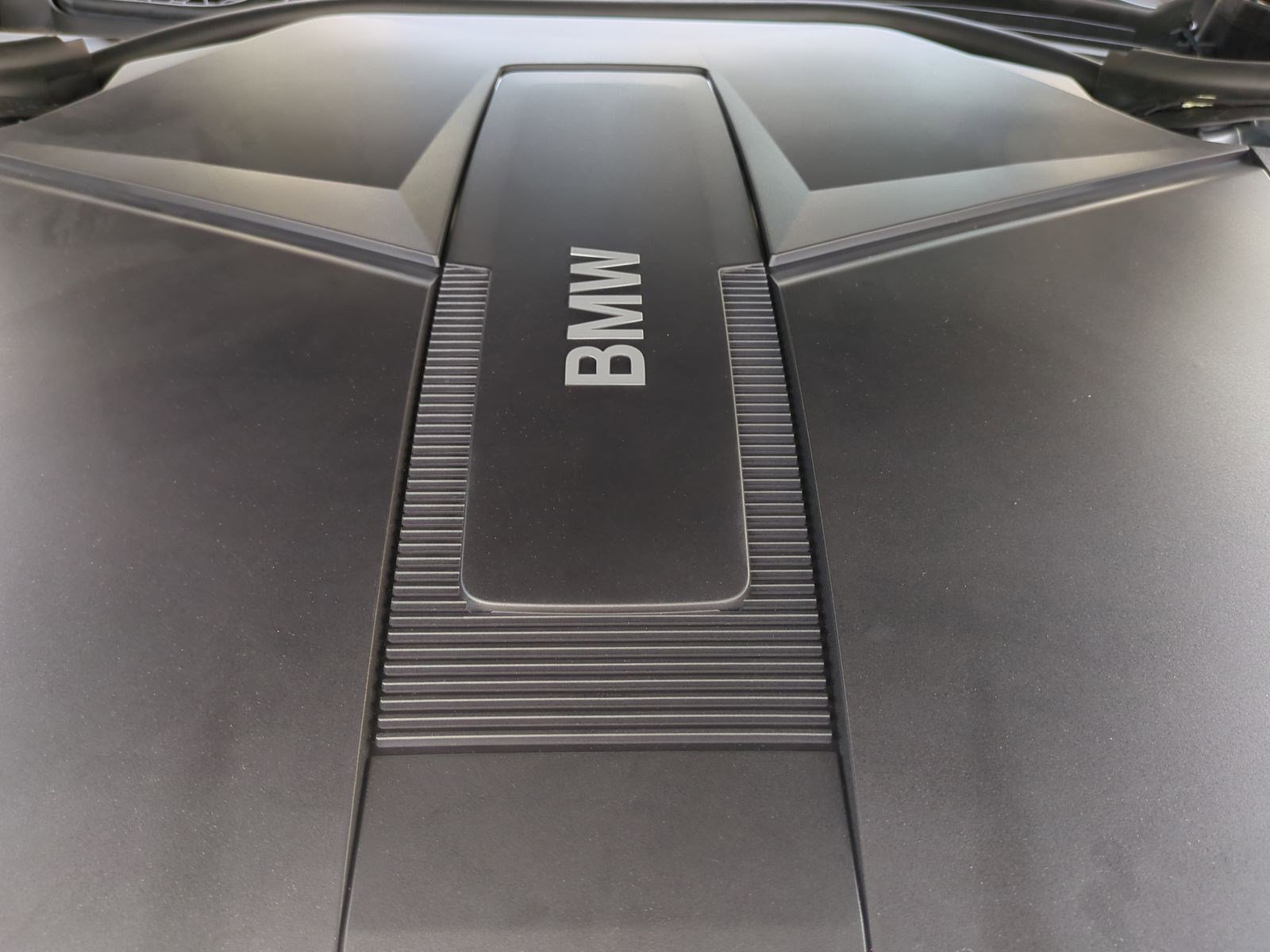 Certified 2025 BMW i7 xDrive60 w/ Executive Package image 32