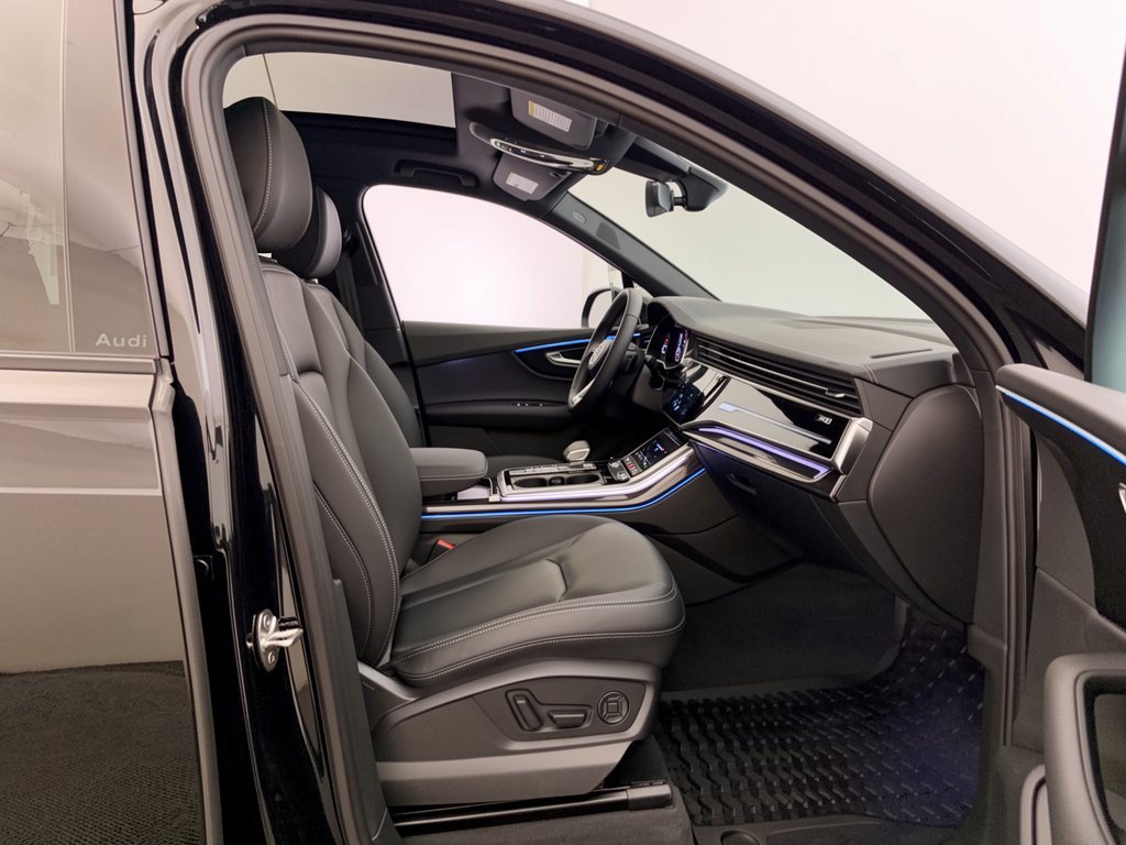 Certified 2026 Audi Q7 2.0T Premium w/ Convenience Plus Package AWD/4WD image 30