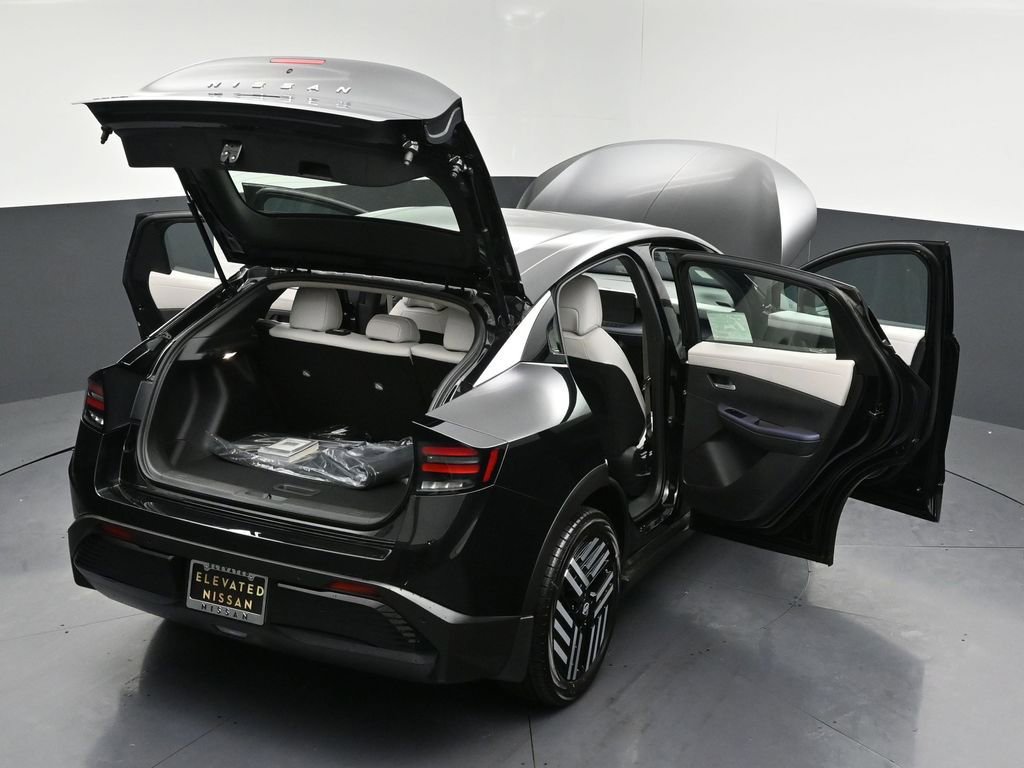 New 2026 Nissan Leaf SV+ w/ Floor Mat Package (SV+) FWD image 33