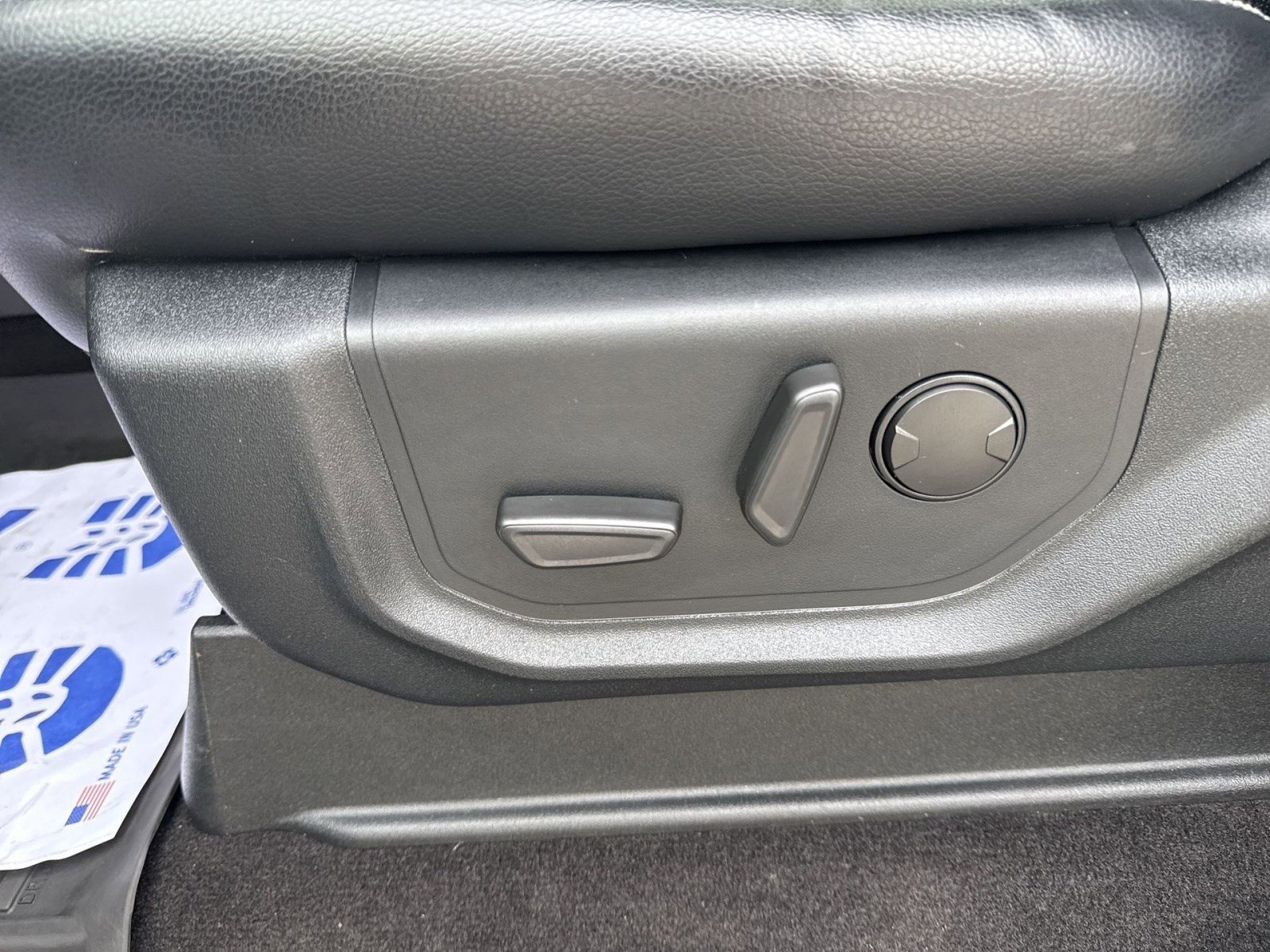 Used 2020 Ford F150 Lariat w/ Equipment Group 502A Luxury image 13