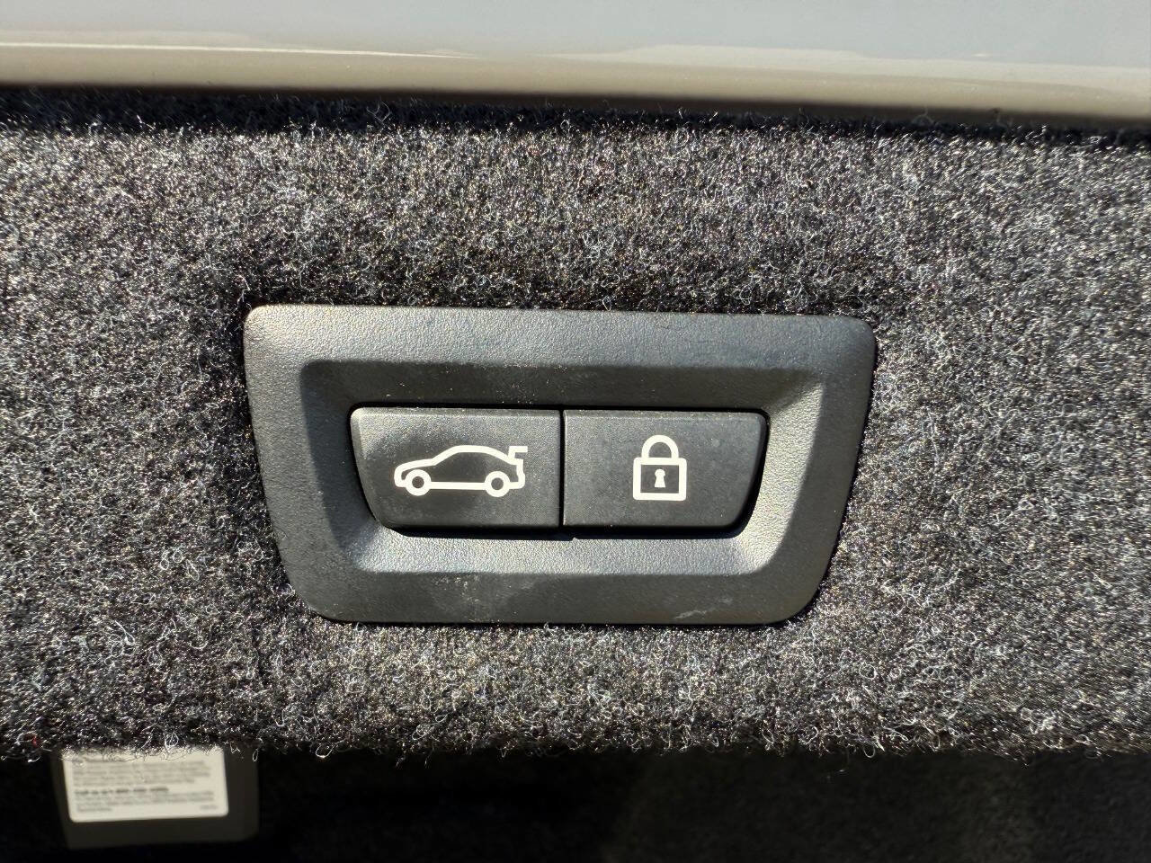 Used 2021 BMW 540i w/ M Sport Package image 49