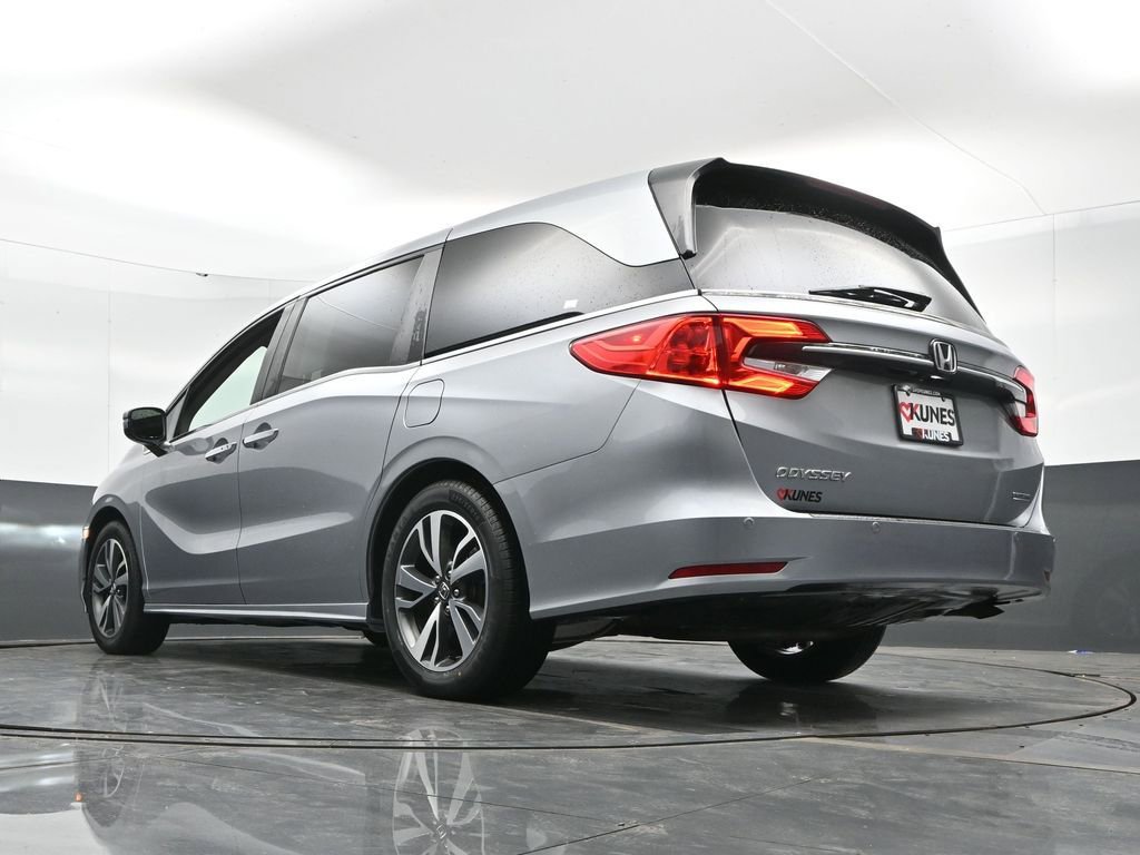 Used 2024 Honda Odyssey Touring image 52