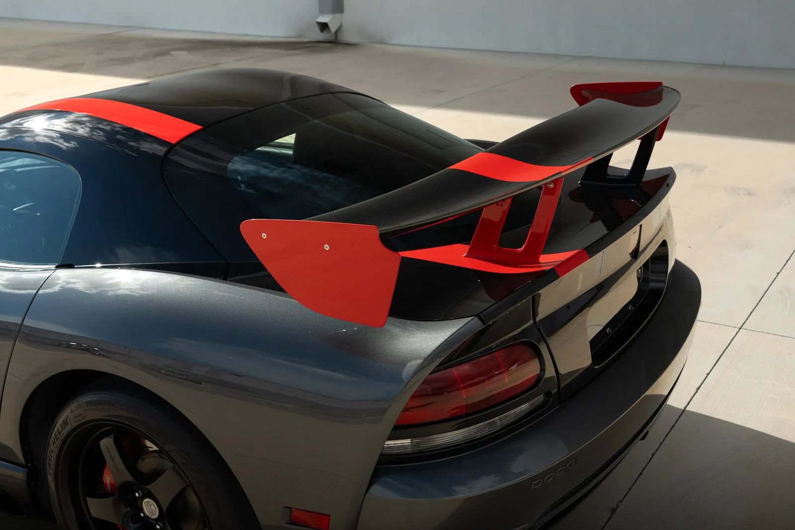 Used 2009 Dodge Viper ACR RWD image 85